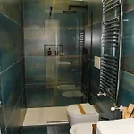Futura Bed & Breakfast *