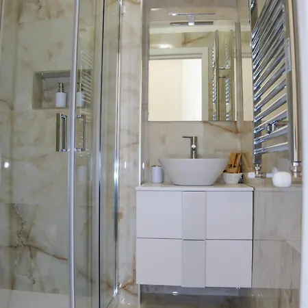 Futura 巴里